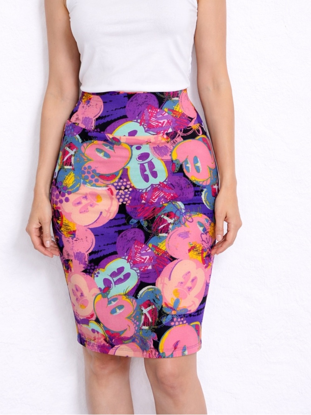 NWOT LulaRoe Mickey & Minnie Pencil Skirt Multicolor Large Graffiti‎ Retro Art
